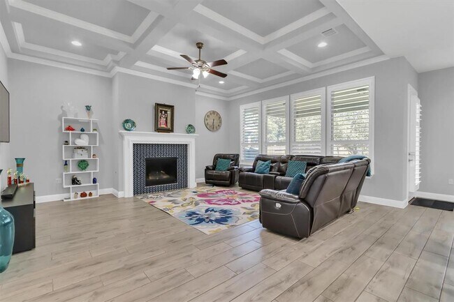 Building Photo - 16321 Horse Trap Ln