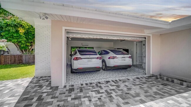 Foto del edificio - 16418 NE 31st Ave