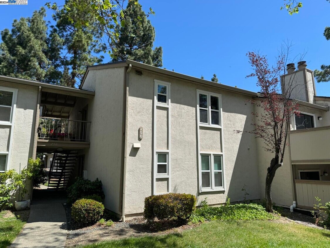 Primary Photo - 250 Chilpancingo Pkwy