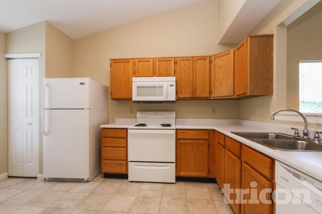 Foto del edificio - 784 Kingston Cir