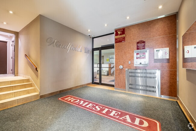 Lobby Photo - Windfields III