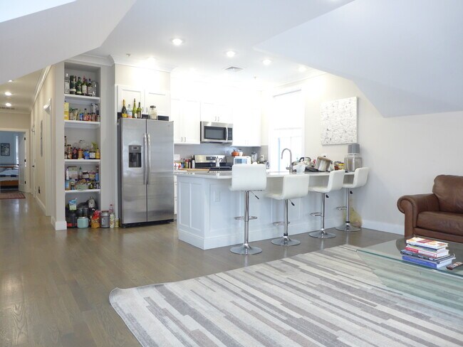 Foto del edificio - 85 Linden St