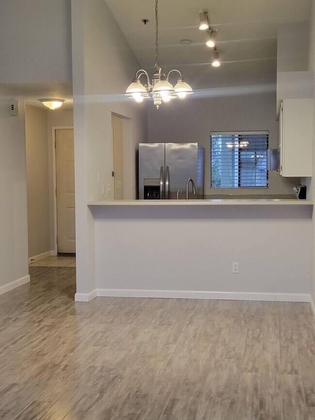 Foto del edificio - Cozy 2 bedroom Condo in Kent