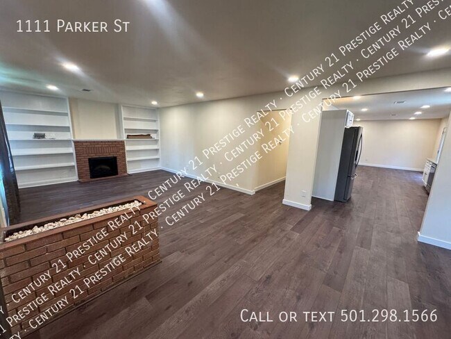 Building Photo - 1111 Parker St