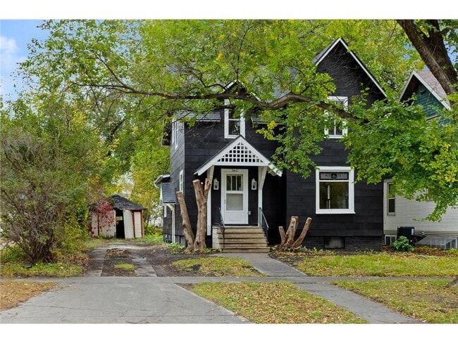 Building Photo - 361 8th Ave S