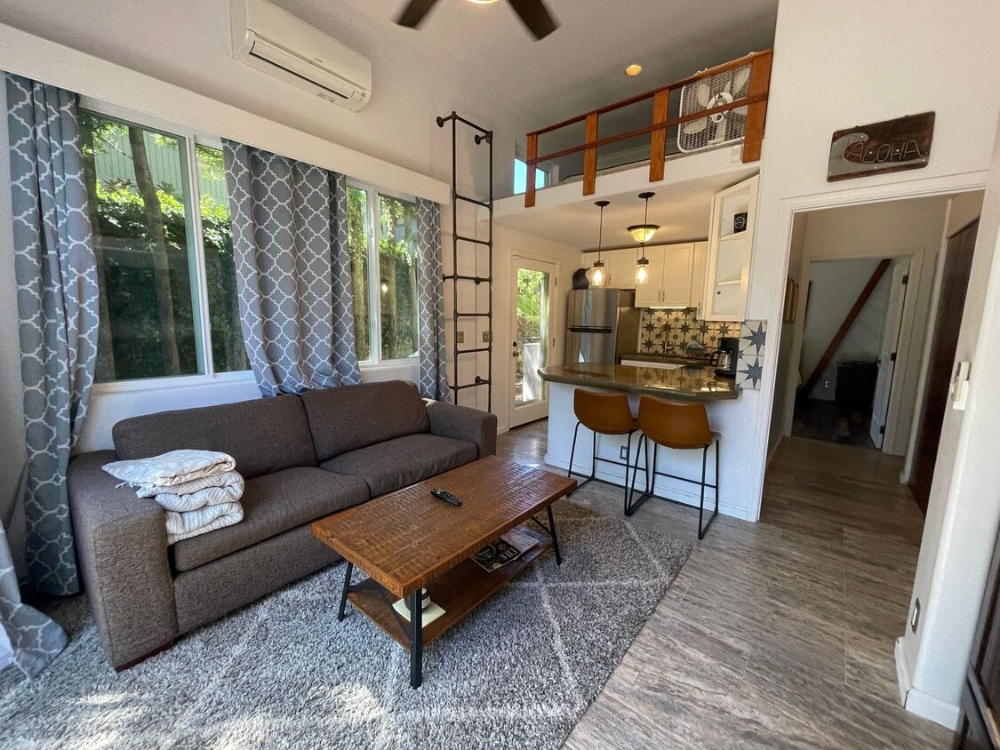 Primary Photo - Furnished Napili One Bedroom + Loft