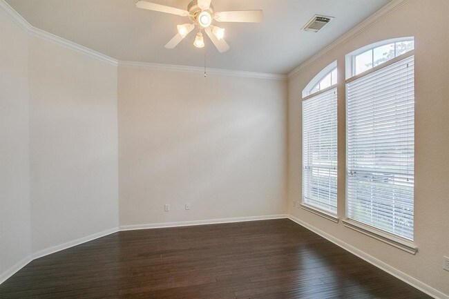Foto del edificio - 12027 Ensenada Canyon Ln