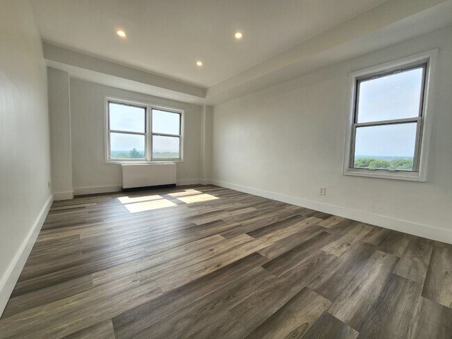 Foto del edificio - 750 N Broad St