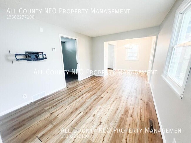 Foto del edificio - 980 East Blvd