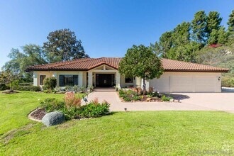 Building Photo - 13012 Solera Way