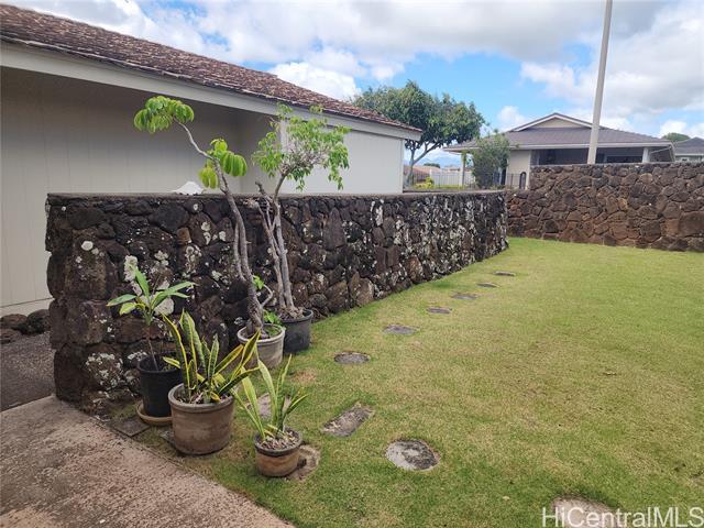 Primary Photo - 98-1745-1745 Halakea St