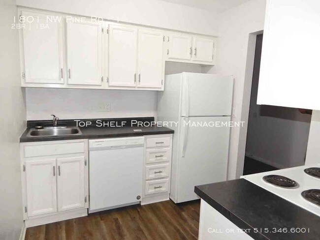 Building Photo - 1/2 off first months rent