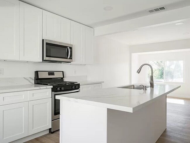 Foto del edificio - 3911 Myrtle Ave