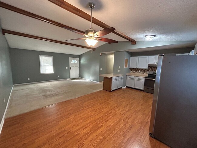 Building Photo - 1108 Raleigh Ct