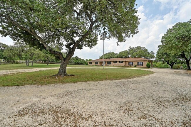 Foto del edificio - 9209 Rock Way Dr