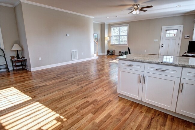 Building Photo - Available April 1st! Two Story Gorgeous 3bd/2.5ba Home 1/2 Mile from Durham Bulls!
