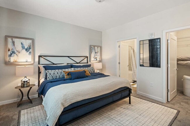 Photo - IMT Lake Mary Apartments