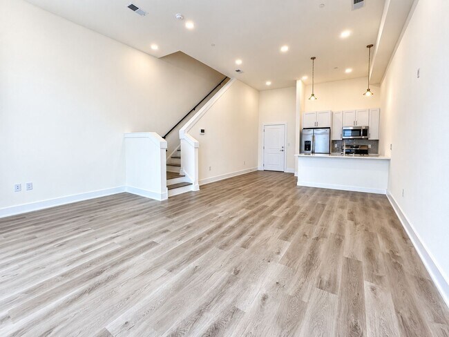 Building Photo - Northern Liberties 2-Bed, 2-Bath Home with Private Roof Deck