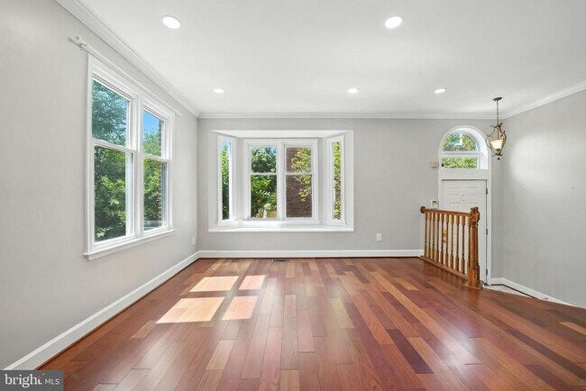 Foto del edificio - 3911 Courtland Cir
