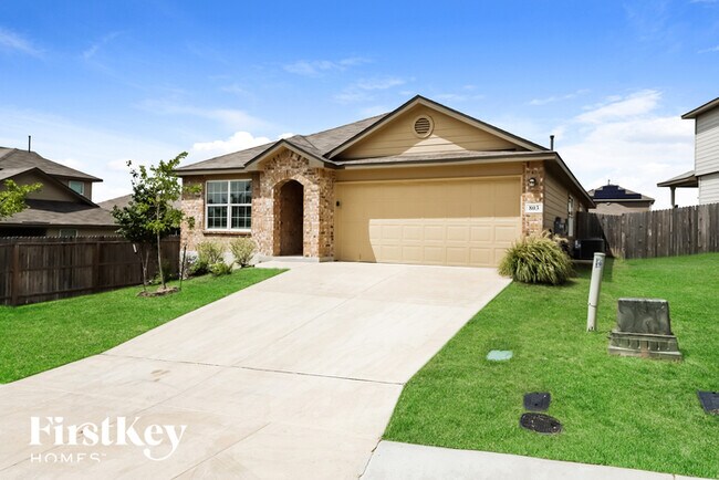 Foto del edificio - 803 Hollimon Pkwy