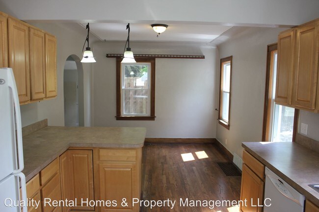 Building Photo - 3 br, 2.5 bath House - 1122 S Franklin Avenue