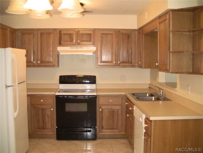 Foto del edificio - 198 W Valerian Pl