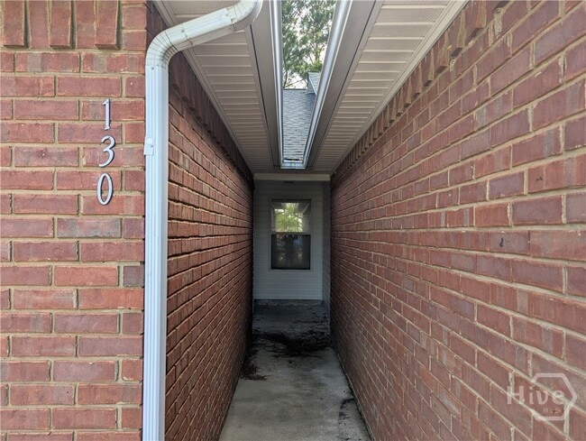 Building Photo - 130 Towne Pk Dr