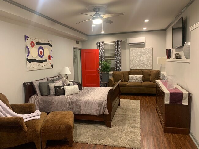 Living area - 3366 Ashford Loop