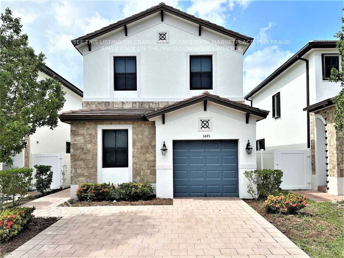 Foto principal - 3445 W 110th St