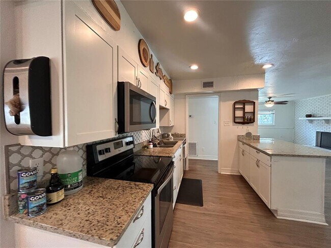 Foto del edificio - 16633 NW 173rd Terrace