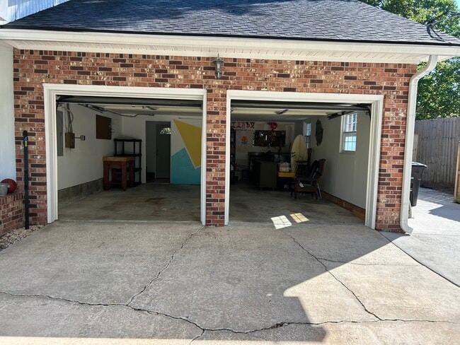 Building Photo - 1265 Penny Cir