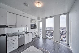 Building Photo - 1900 Simcoe St N