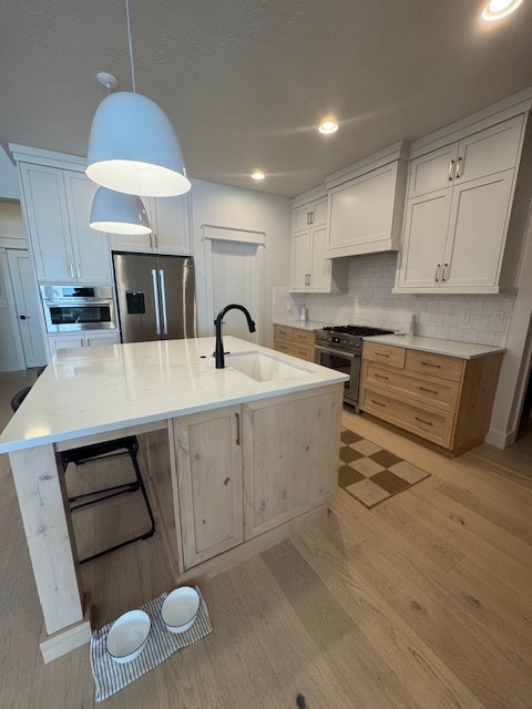 Building Photo - 555 S Proctor Ln
