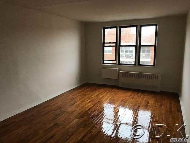 Foto del edificio - 25 Franklin Blvd