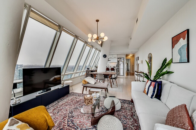 Photo du bâtiment - 8 The Esplanade