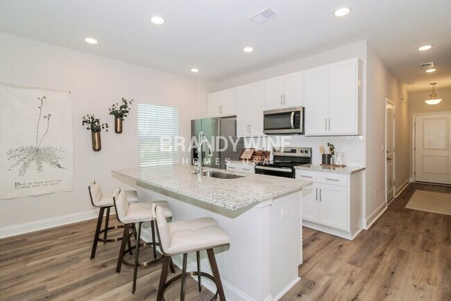 Foto del edificio - 1116 Wildflower Dr