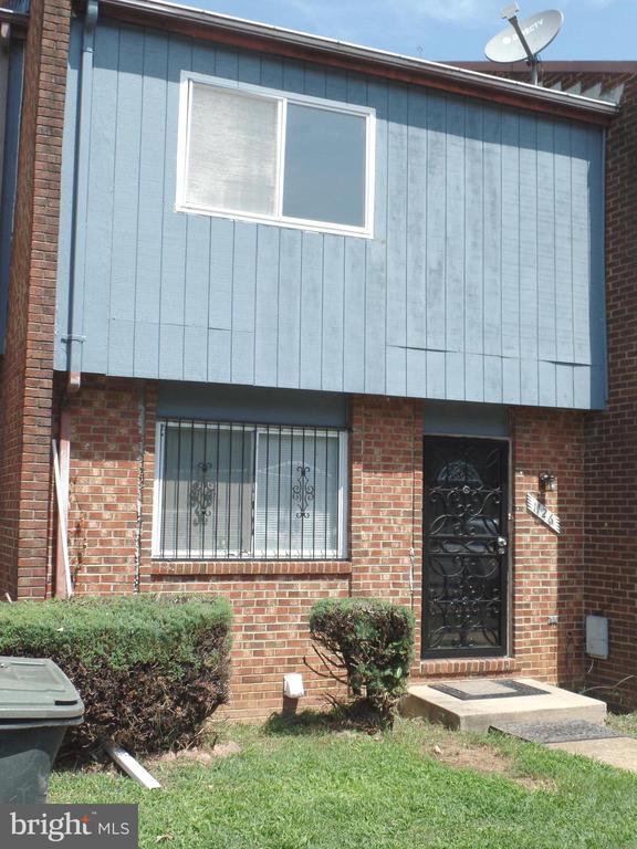 Building Photo - 1126 Barnaby Terrace SE