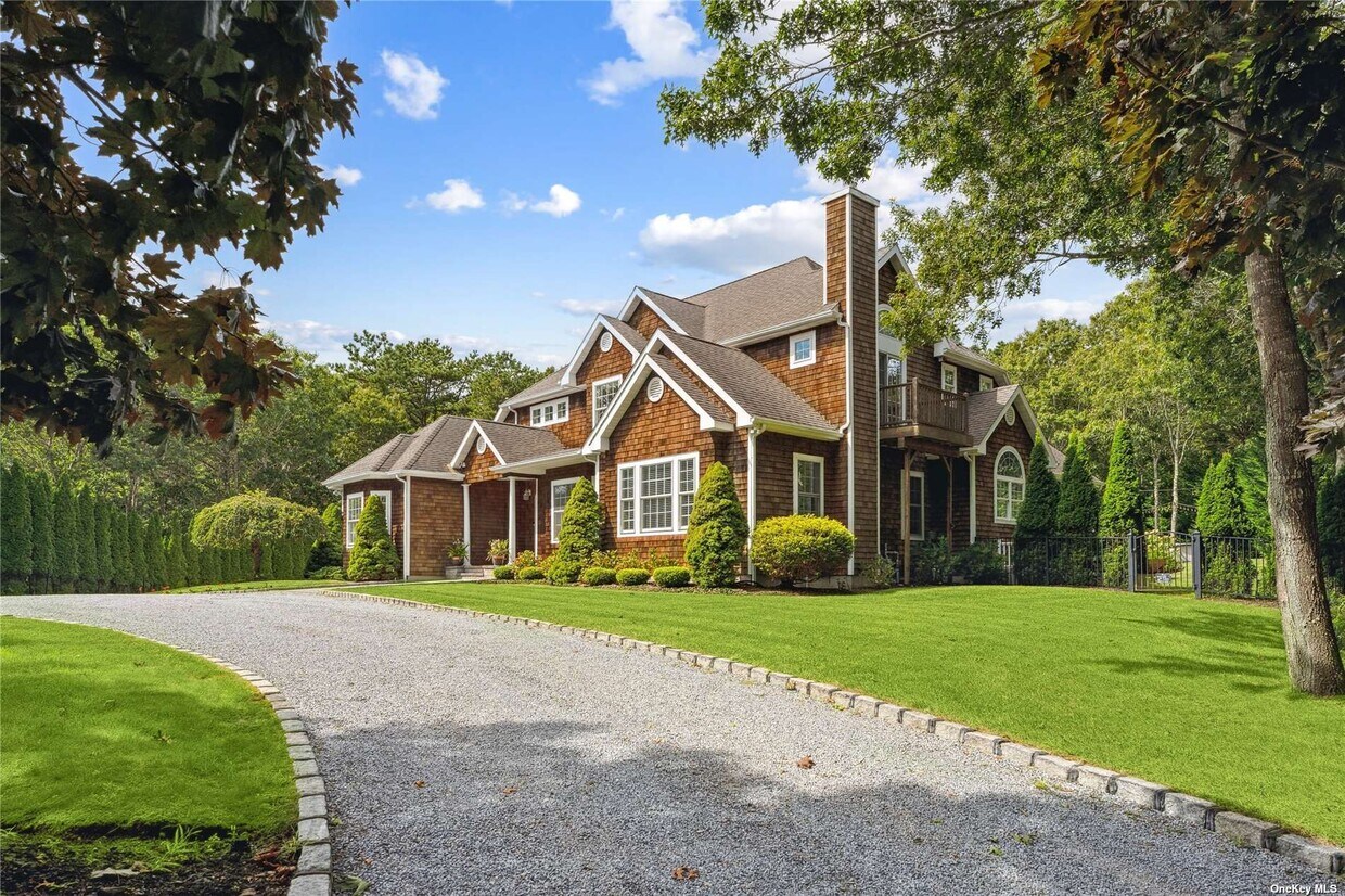 Foto principal - 142 Malloy Dr