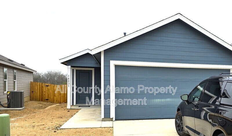Primary Photo - 14831 Onyx Pl