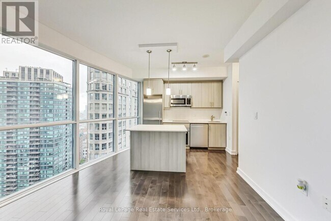 Photo du bâtiment - 1 The Esplanade