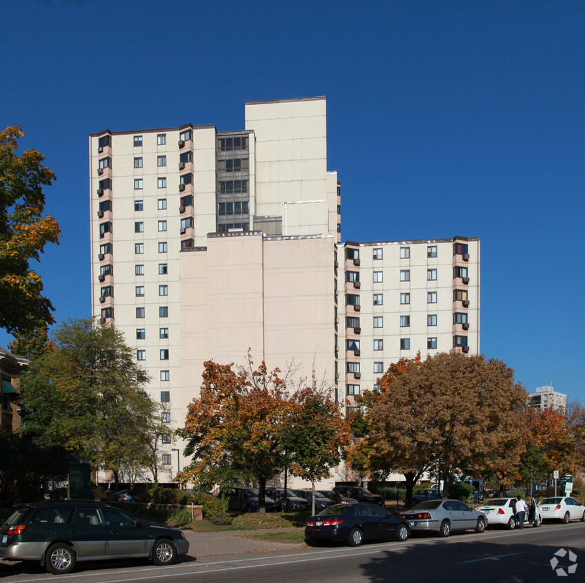 Primary Photo - Ebenezer Park Apartments