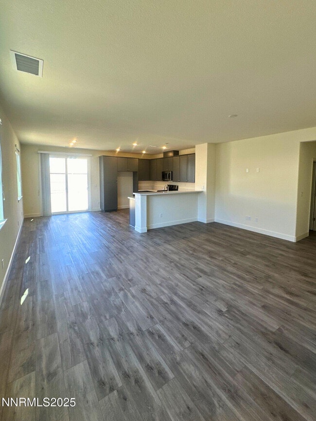 Foto del edificio - 7145 Owl Vw Dr