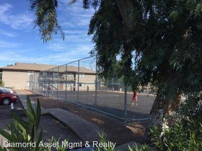 Foto del edificio - 3621 N Black Canyon Hwy
