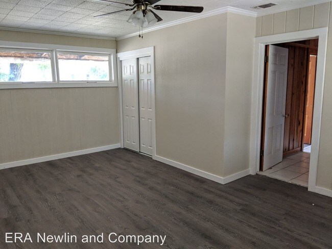 Building Photo - 5 br, 2 bath House - 1428 S Van Buren