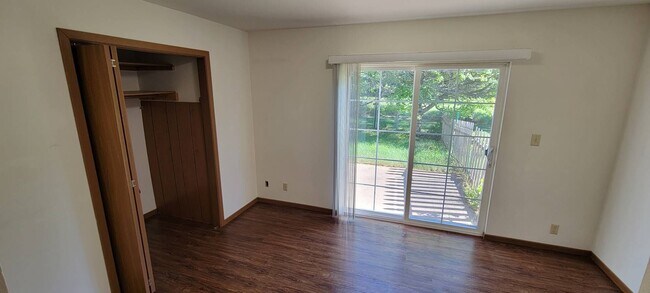 Foto del edificio - 411-413 Gaylee Street
