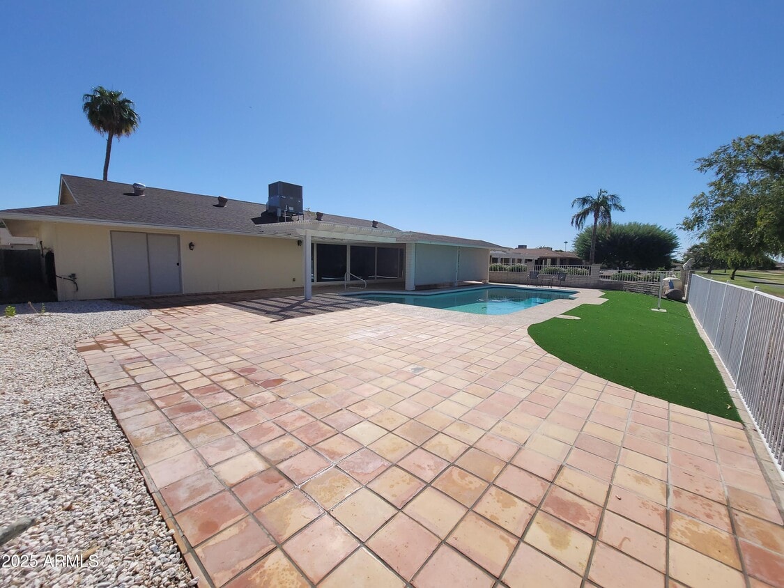 Foto principal - 17230 N Country Club Dr