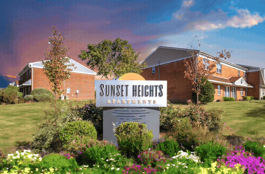 Primary Photo - Sunset Heights Apartments