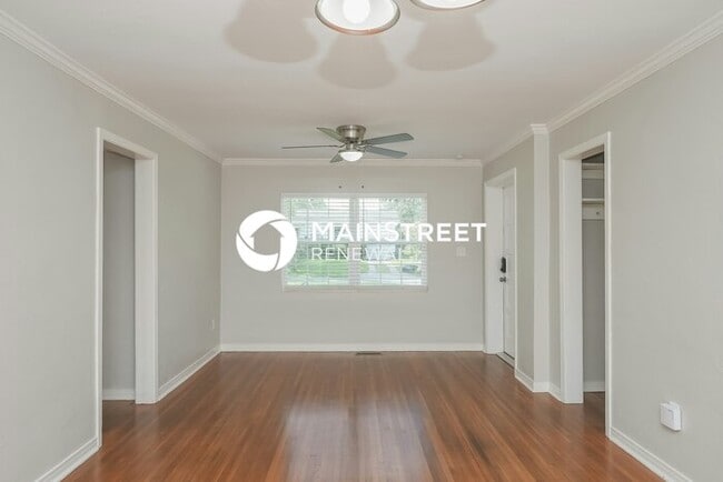 Building Photo - 3 Bedroom Pet-Friendly Home in LAKELAND, F...