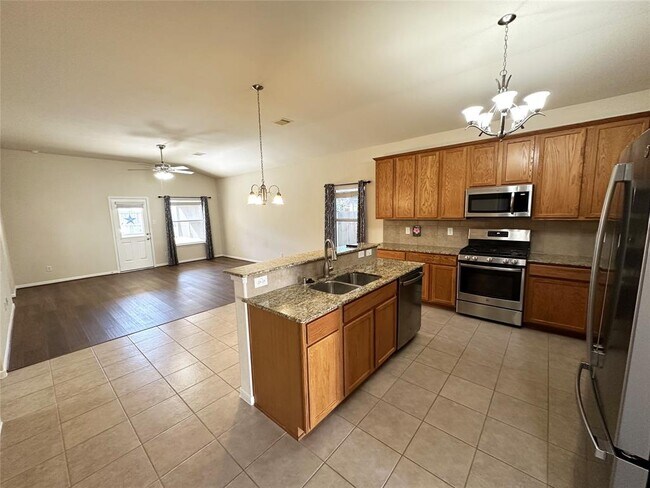 Building Photo - 18219 Fairview Valley Ct
