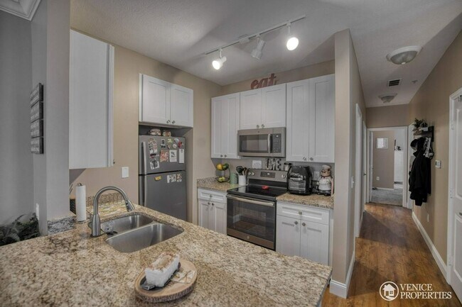 Foto del edificio - Two Bedroom with Garage near Grandview